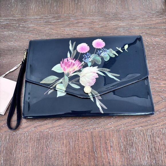 Ted Baker Flourish Envelope Clutch in Navy - Picture 2 of 6